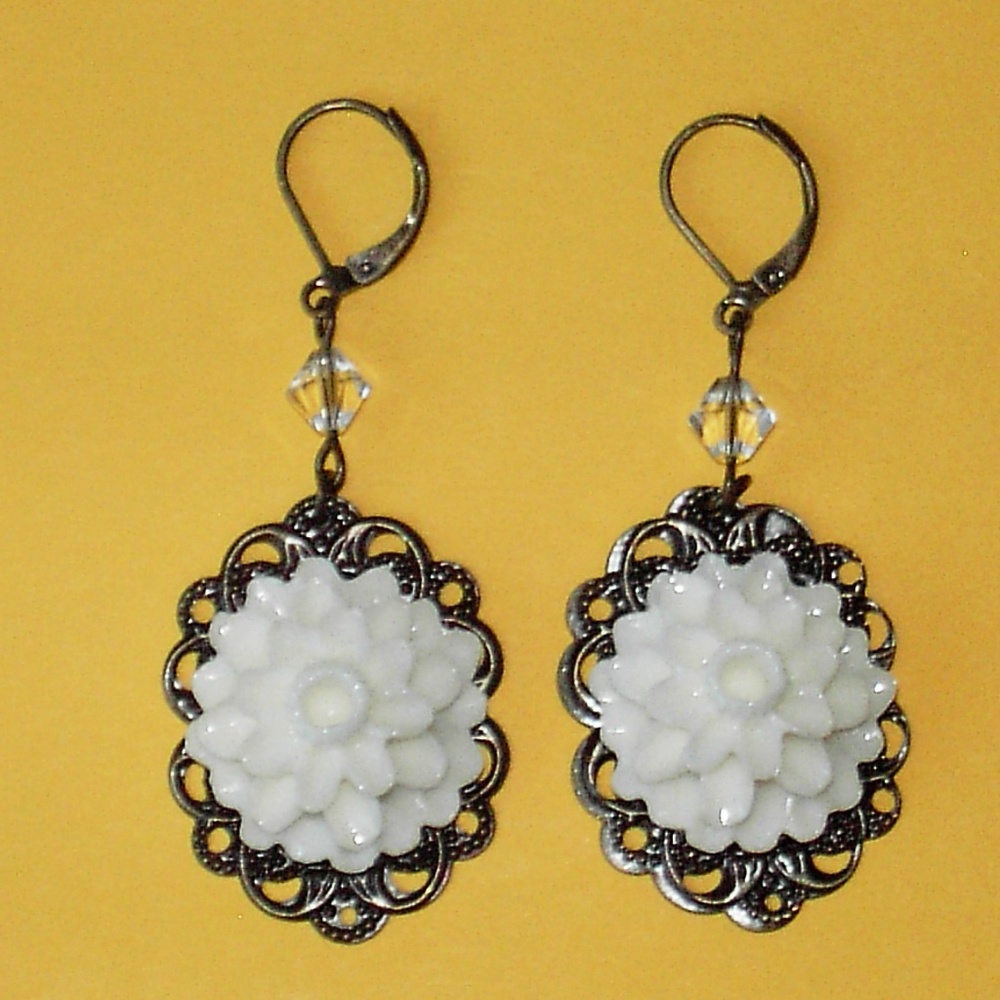 Laliberi antique brass earrings , new (#689)